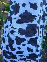 Load image into Gallery viewer, Cow Themed Apron